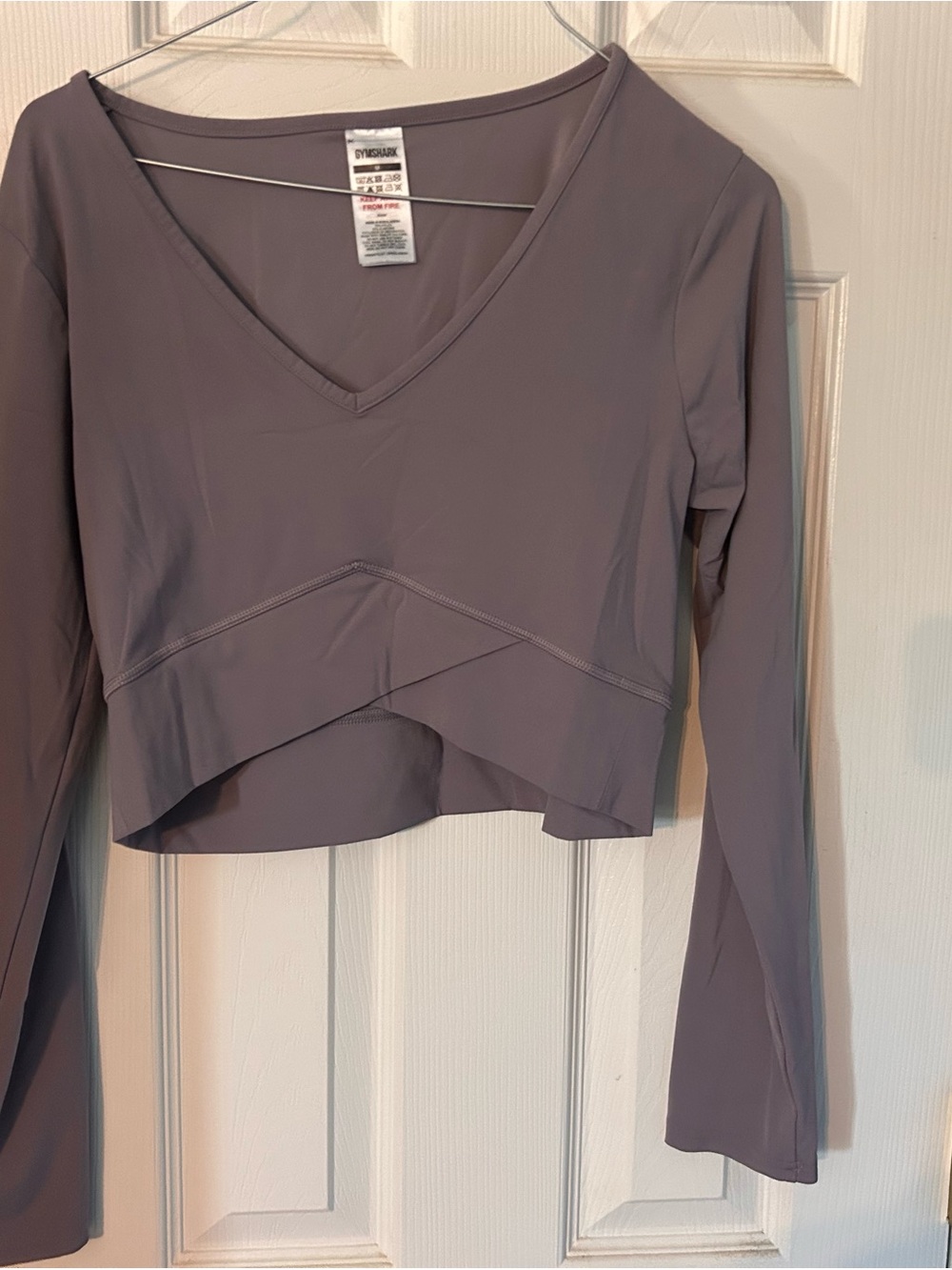 Gymshark Mauve V-Neck Long Sleeve Crop Top